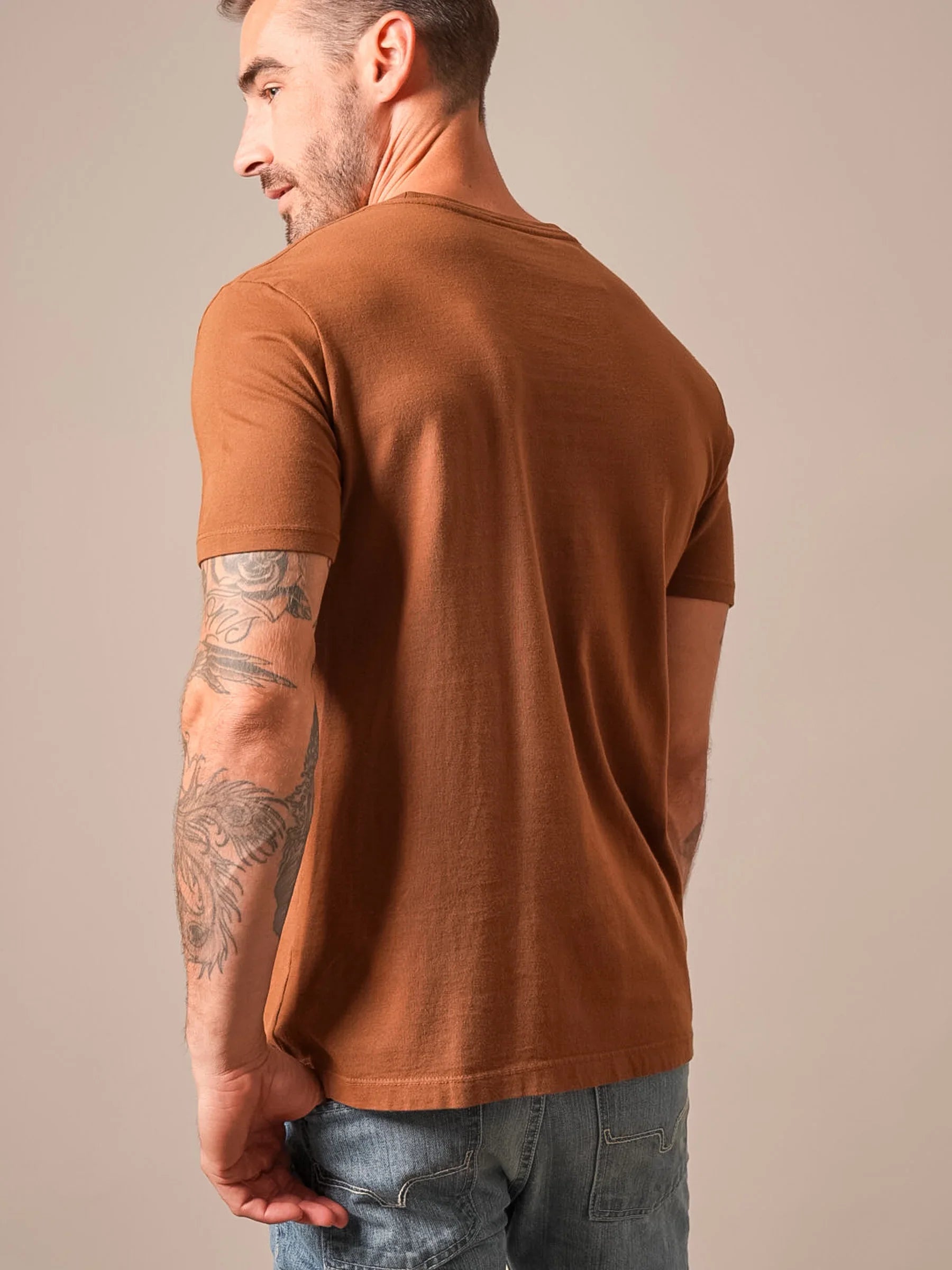 #color_dark brown